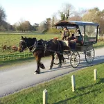 Rockfield House 2*