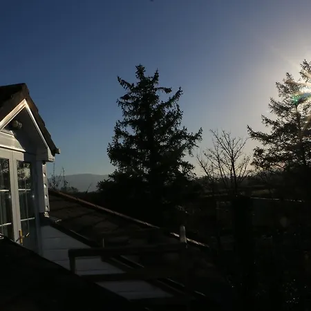 Rockfield House לינה וארוחת בוקר