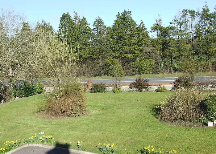 Rockfield House Bed & Breakfast 2*