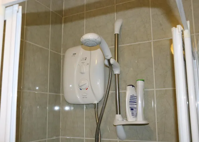 Rockfield House לינה וארוחת בוקר 2*